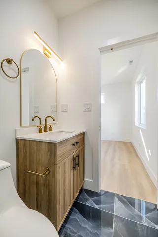 $2,600 | 2949 West 25th Place, Unit 3, Chicago, IL 60623