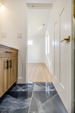 $2,600 | 2949 West 25th Place, Unit 3, Chicago, IL 60623