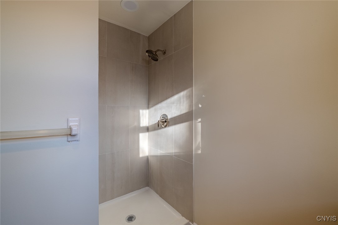 101 Brookside Lane Manlius, NY 13066 - Photo 27 of 40