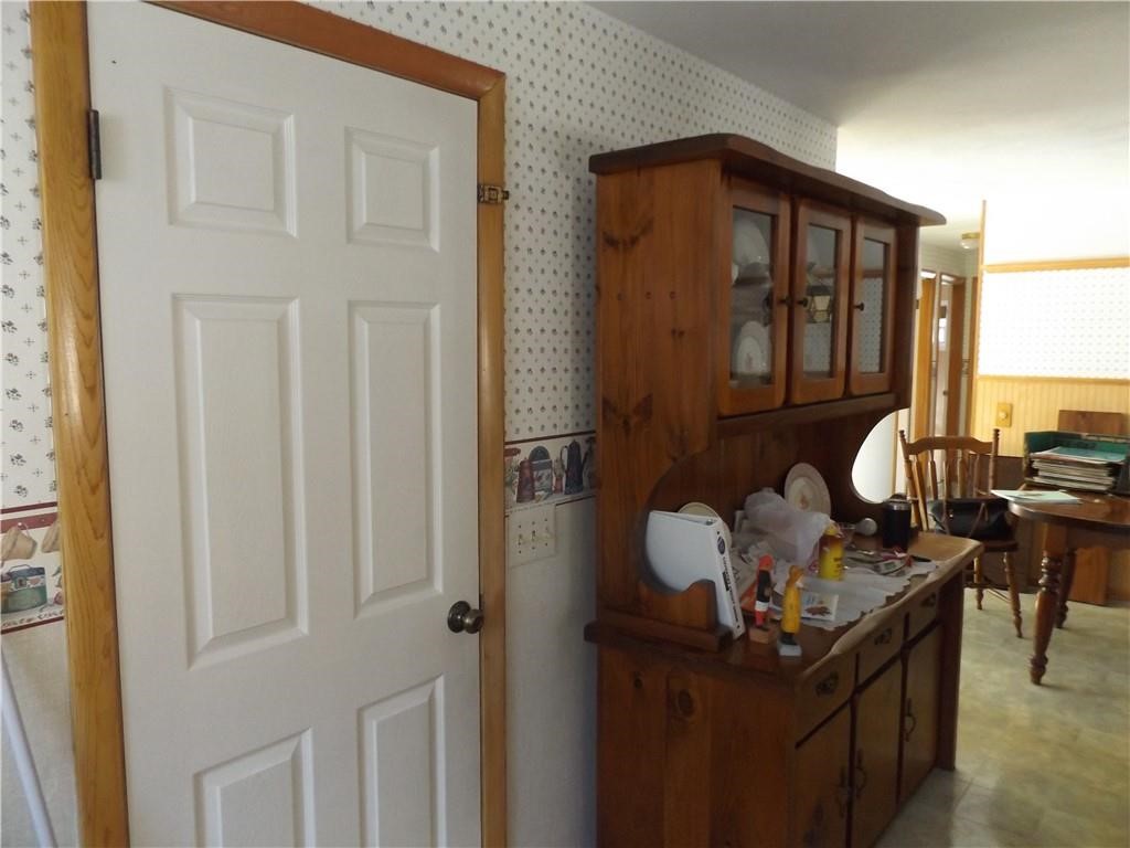 1 Hopkins Court Coventry, RI 02816 - Photo 5 of 11