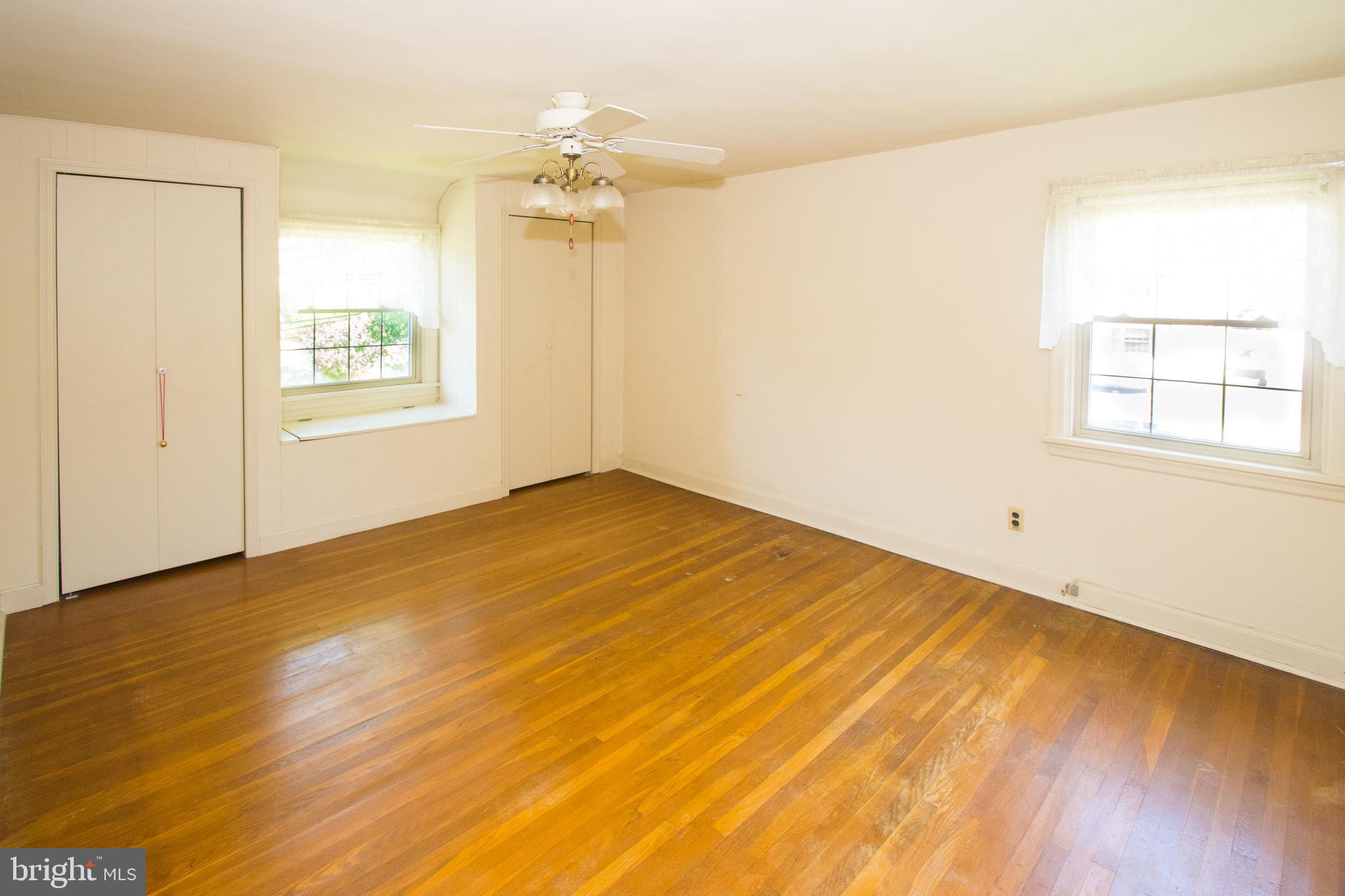 3027 Edmonds Road Lafayette Hill, PA 19444 - Photo 12 of 16