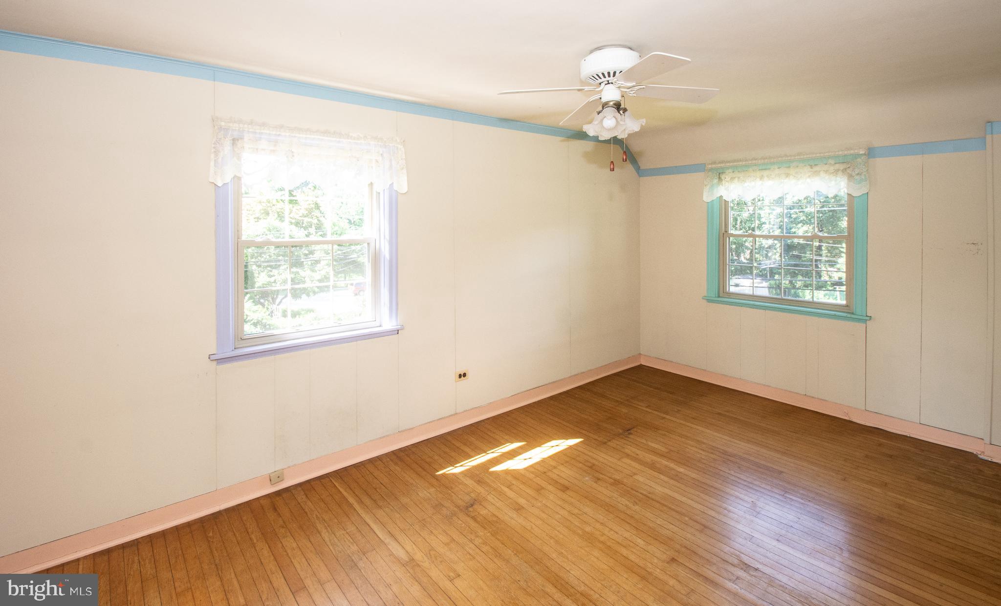 3027 Edmonds Road Lafayette Hill, PA 19444 - Photo 14 of 16