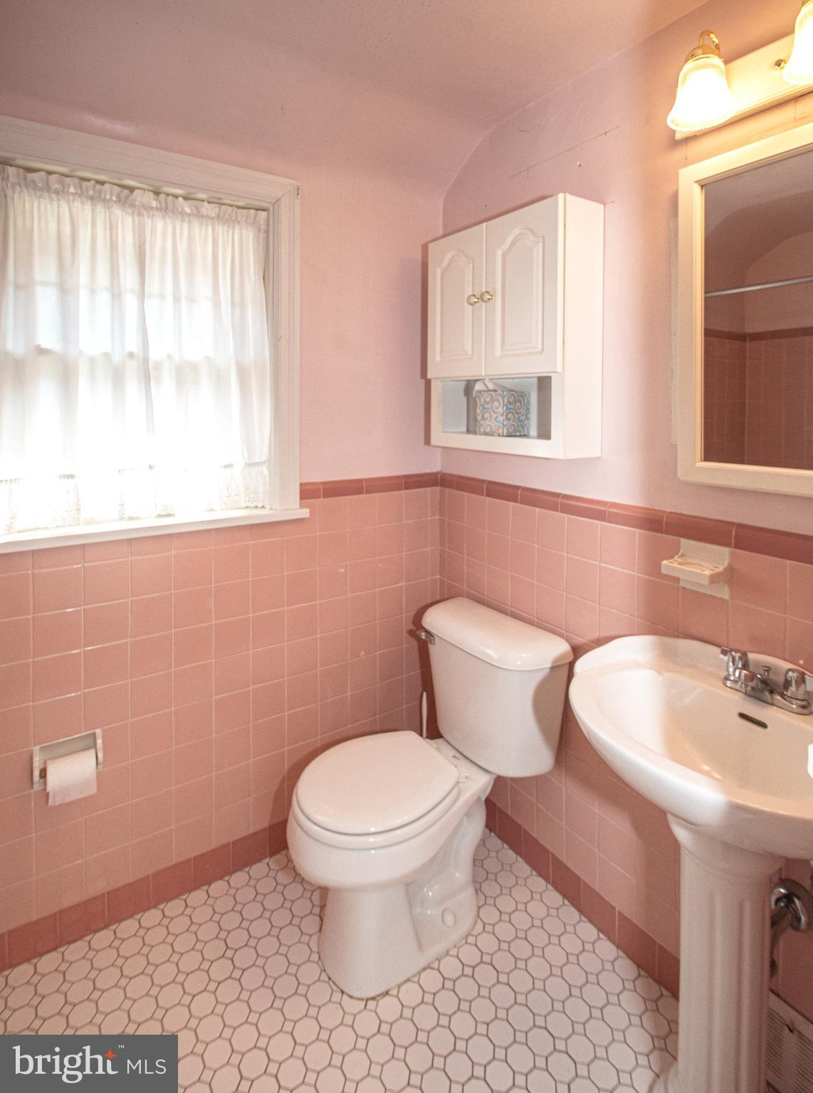3027 Edmonds Road Lafayette Hill, PA 19444 - Photo 15 of 16