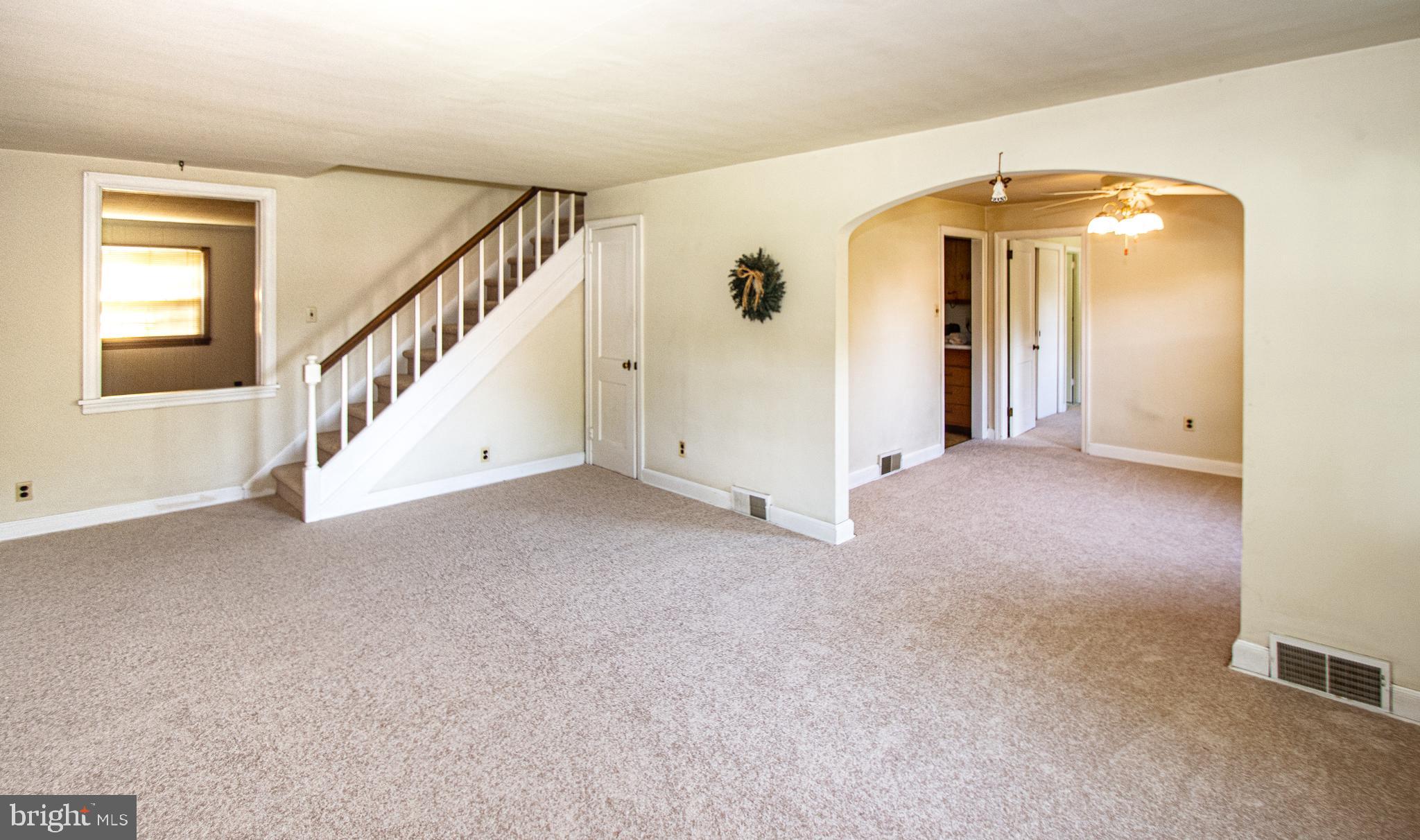 3027 Edmonds Road Lafayette Hill, PA 19444 - Photo 4 of 16
