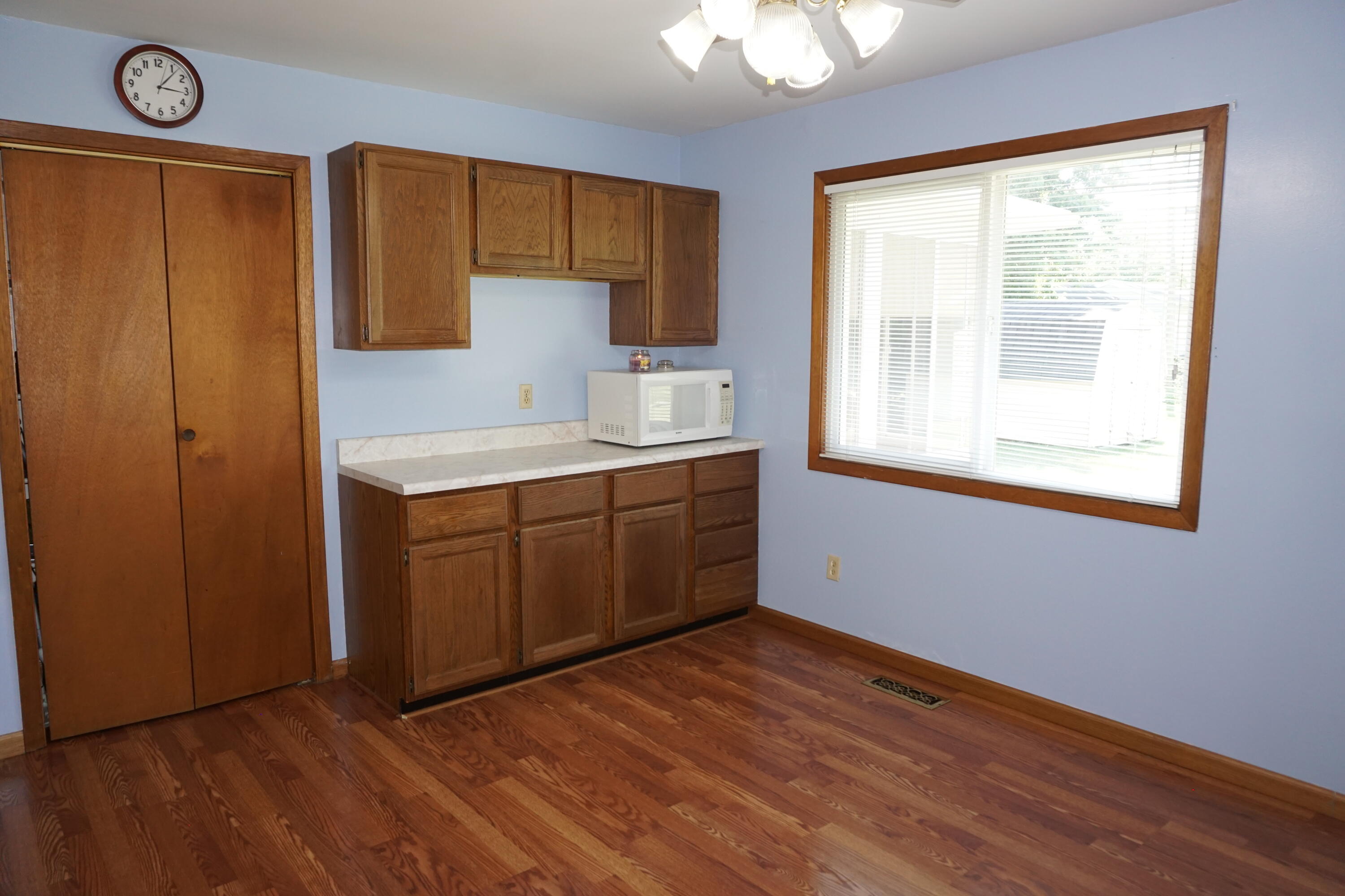 784 Governor Road Valparaiso, IN 46385 - Photo 13 of 27 3000x2000