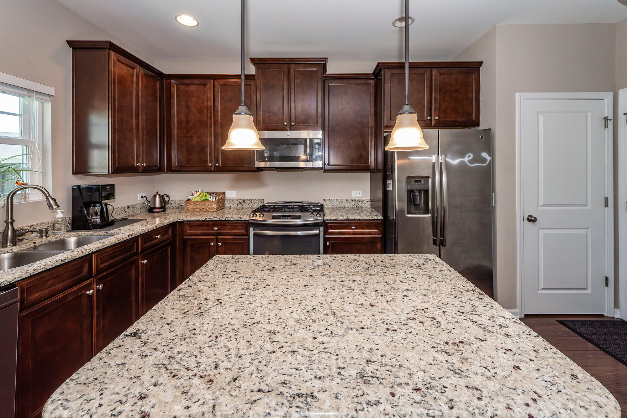 300 Trumpet Tree Drive Goose Creek, SC 29445 - Photo 16 of 47 Kitchen