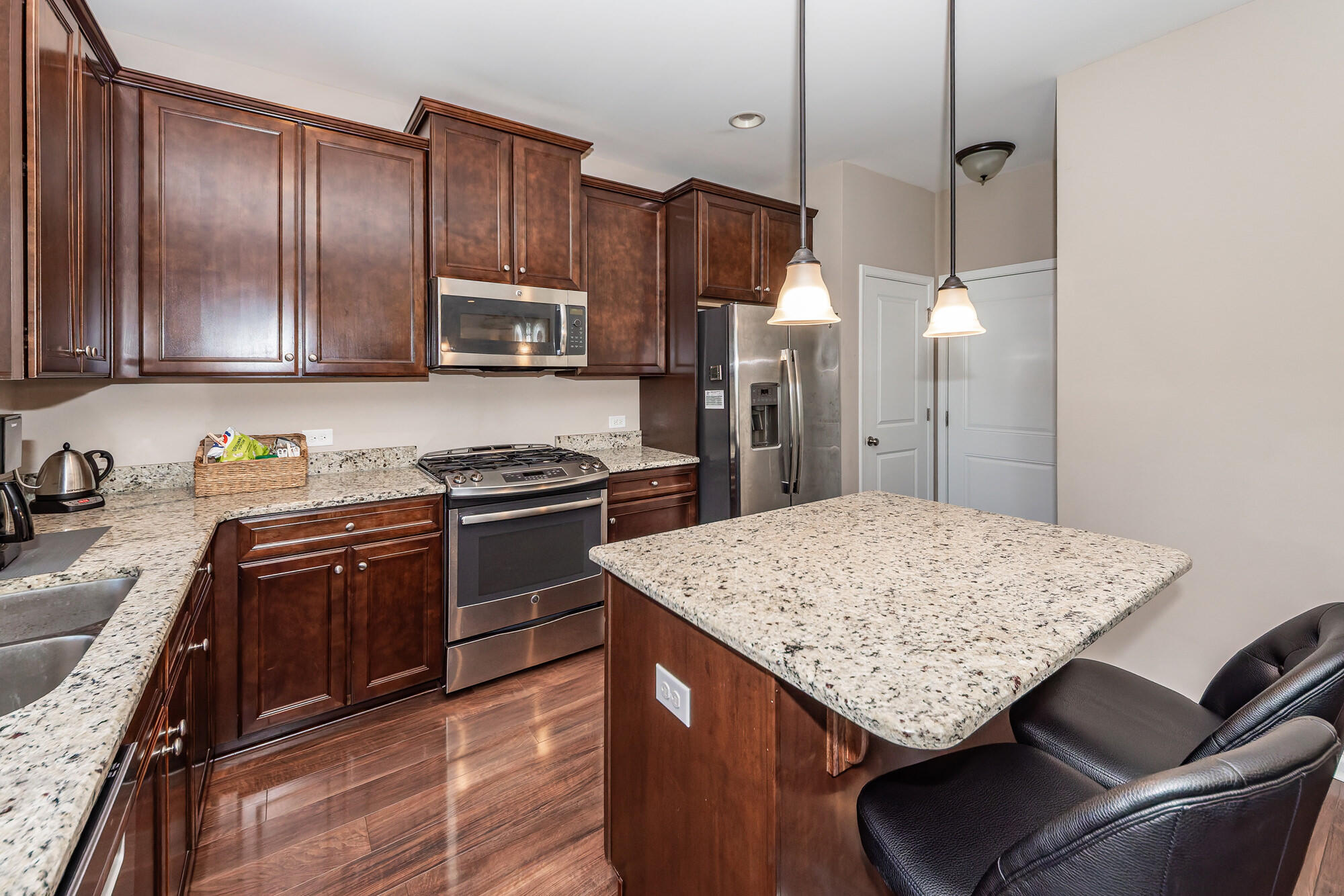 300 Trumpet Tree Drive Goose Creek, SC 29445 - Photo 17 of 47 Kitchen