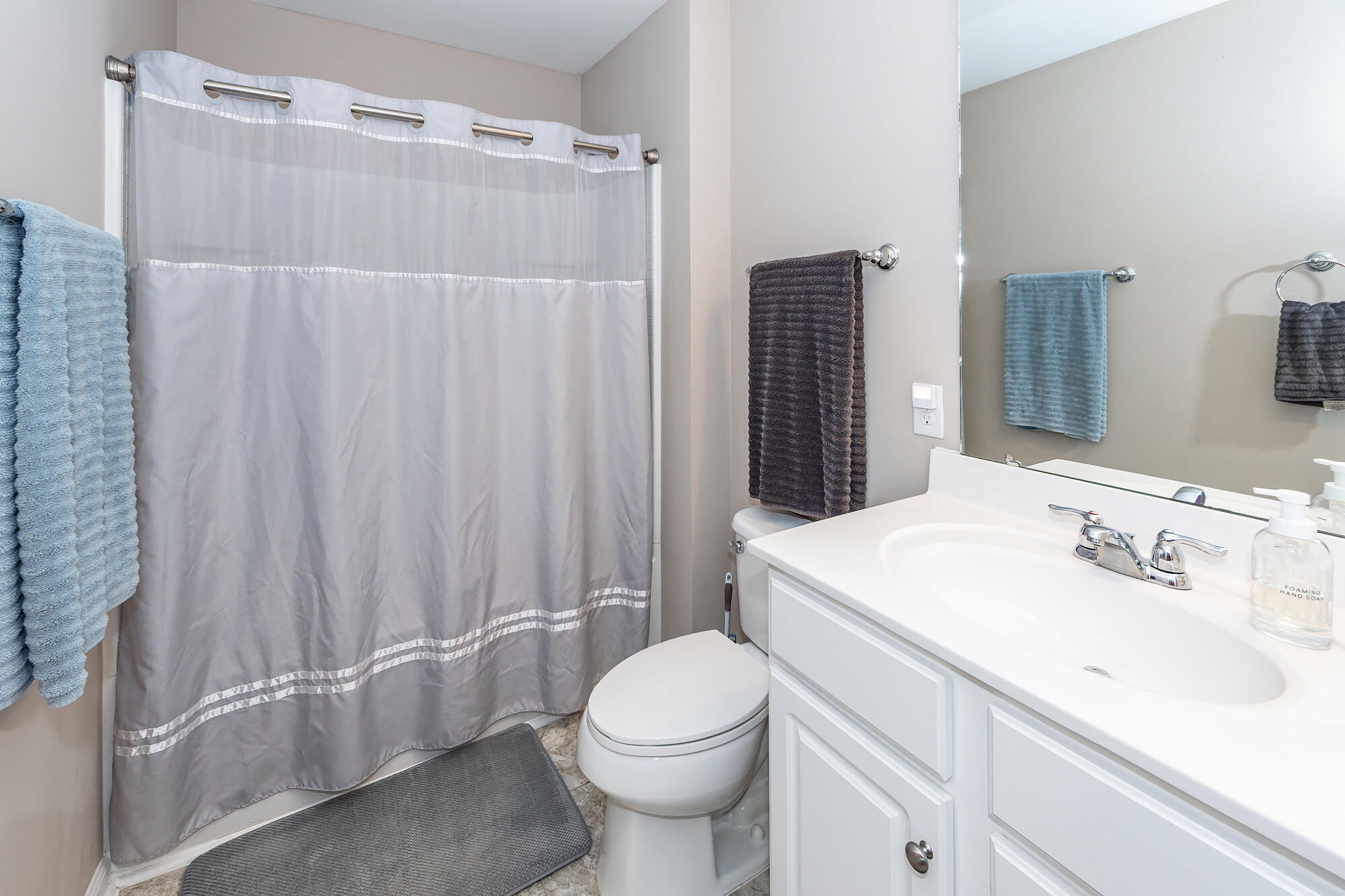 300 Trumpet Tree Drive Goose Creek, SC 29445 - Photo 36 of 47 2nd Full Bathroom