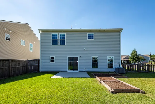 $389,900 | 300 Trumpet Tree Drive, Goose Creek, SC 29445