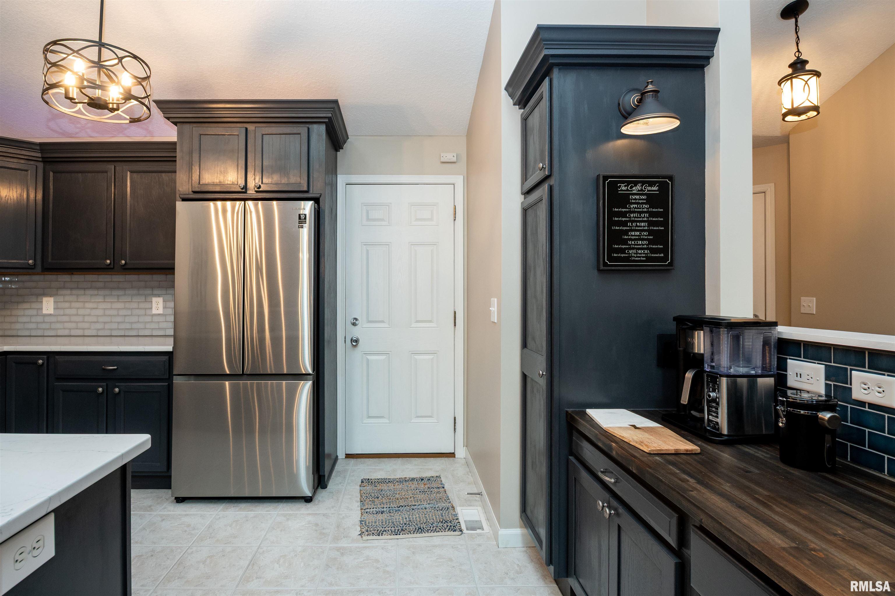 13 Elk Court Washington, IL 61571 - Photo 15 of 48