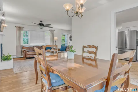 $499,900 | 51 Chipmunk Trail, Newtown, CT 06482