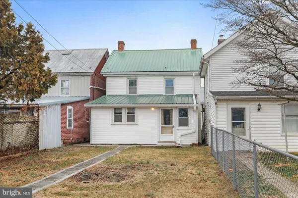 $230,000 | 129 East Franklin Street, Greencastle, PA 17225