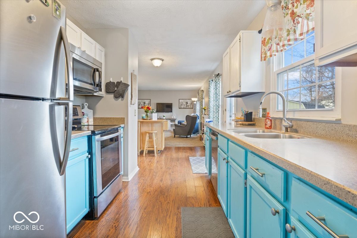 12377 Traverse Place Fishers, IN 46038 - Photo 13 of 42