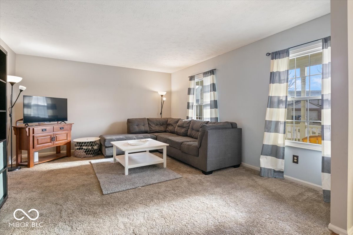 12377 Traverse Place Fishers, IN 46038 - Photo 9 of 42