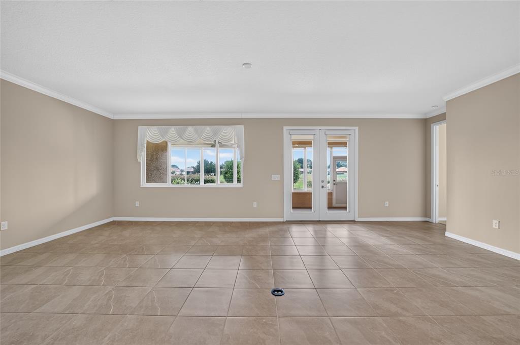 9858 Southwest 90th Street Ocala, FL 34481 - Photo 12 of 34