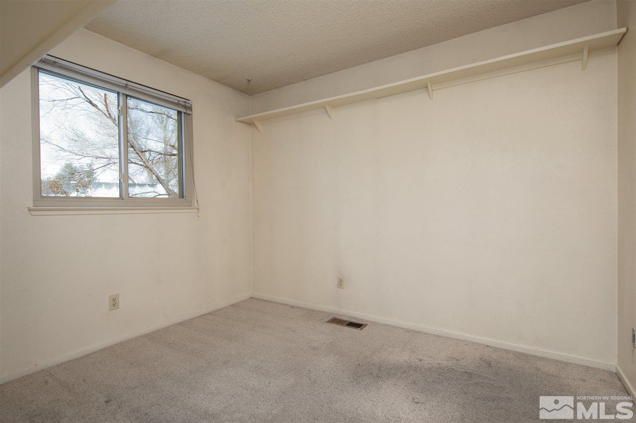 12045 Kernite Street Reno, NV 89506 - Photo 17 of 28 Photo 17