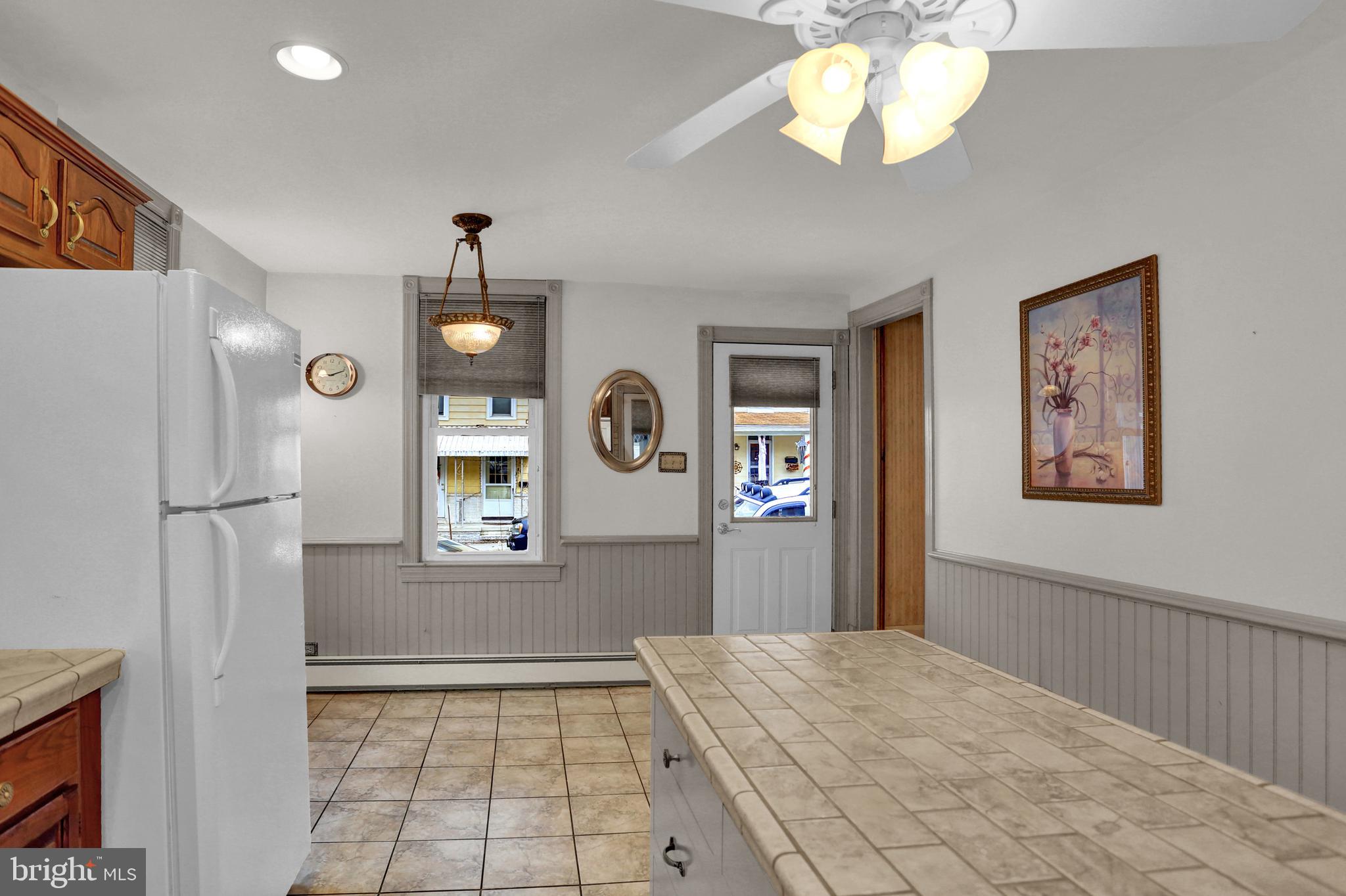 47 South East Street Spring Grove, PA 17362 - Photo 12 of 33 Kitchen
