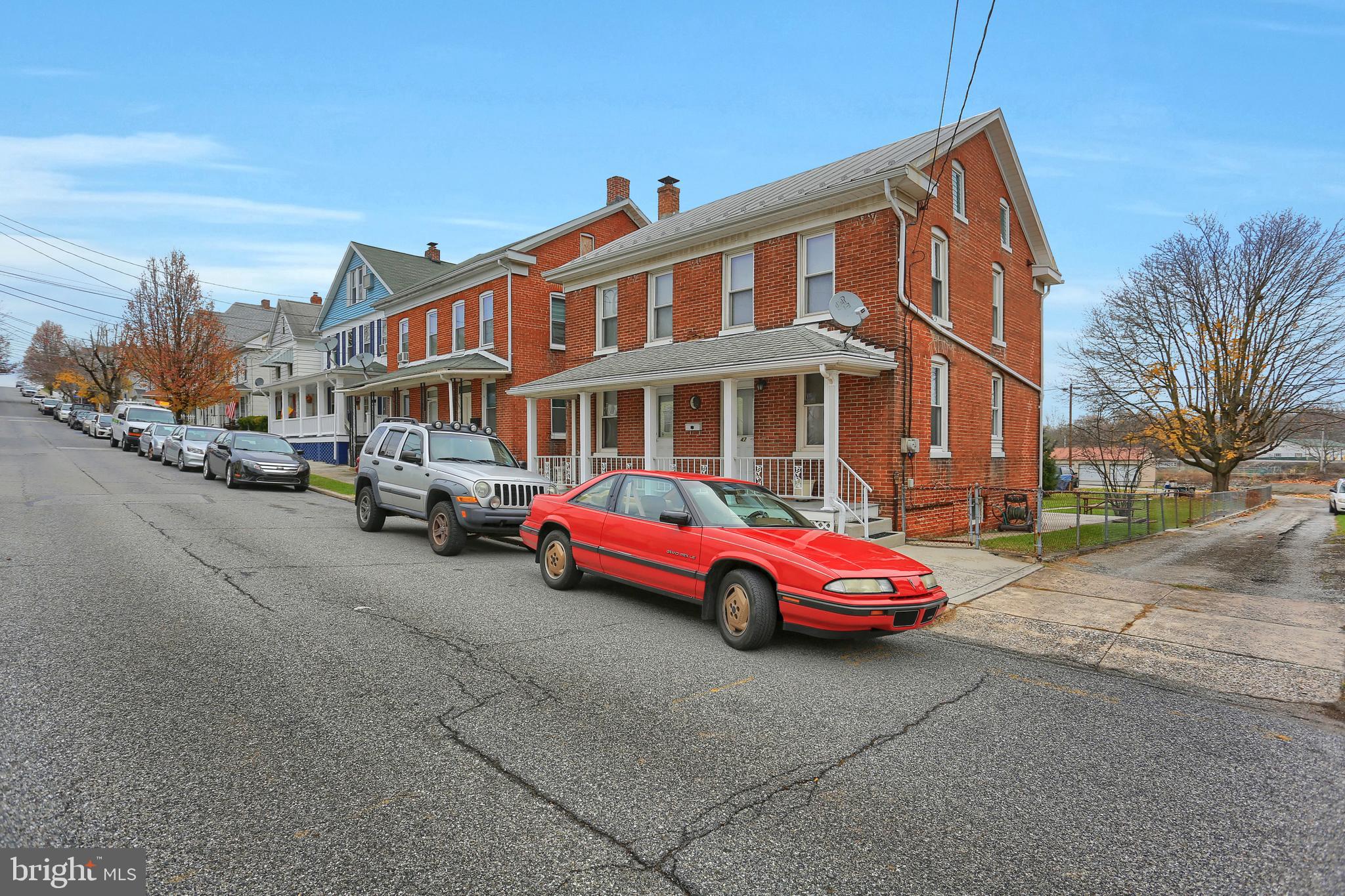 47 South East Street Spring Grove, PA 17362 - Photo 4 of 33 Front
