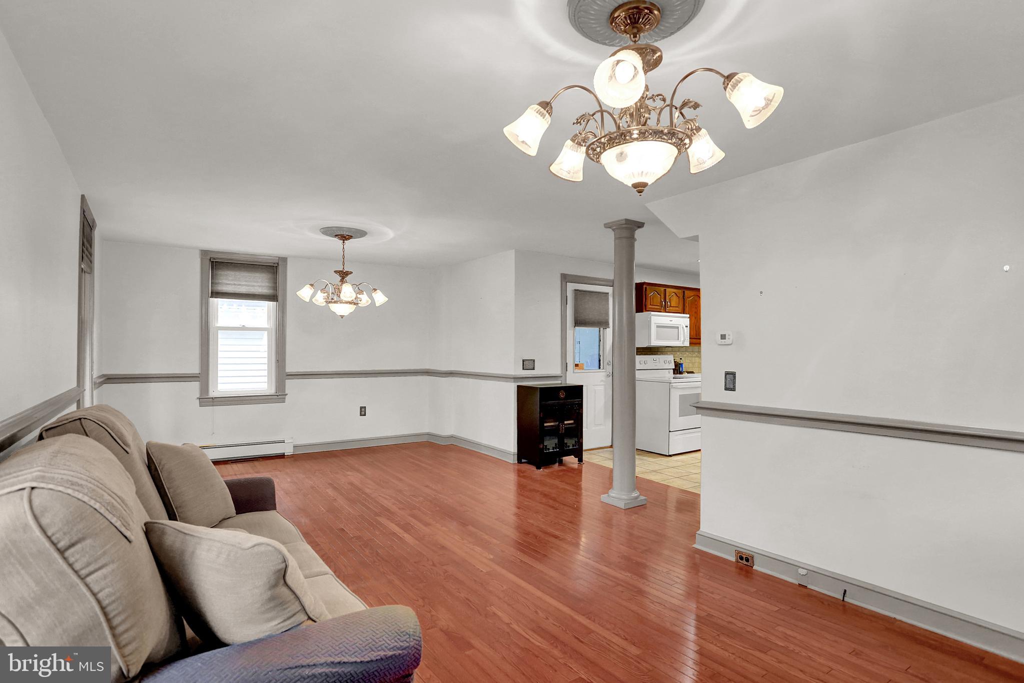 47 South East Street Spring Grove, PA 17362 - Photo 7 of 33 Living Room