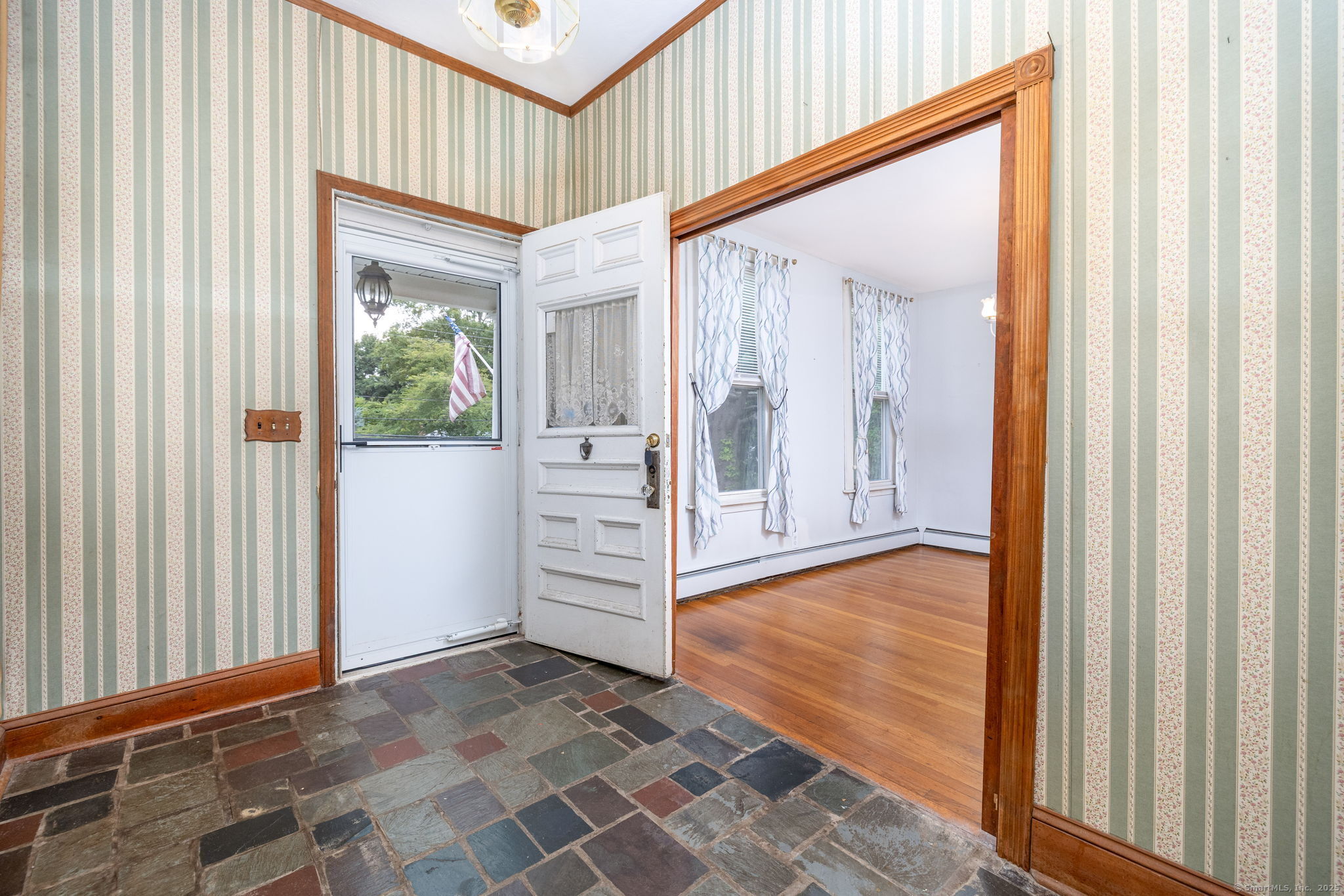 548 Worthington Ridge Berlin, CT 06037 - Photo 6 of 40