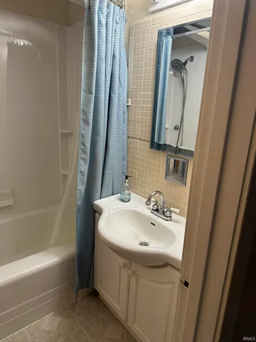 $165,000 | 9542 South 300 East, Amboy, IN 46911