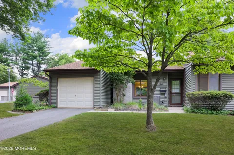 $629,000 | 72 Berkshire Court, Red Bank, NJ 07701