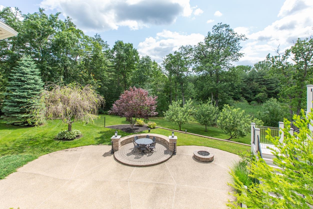 11 Sheffield Street Windham, NH 03087 - Photo 6 of 39