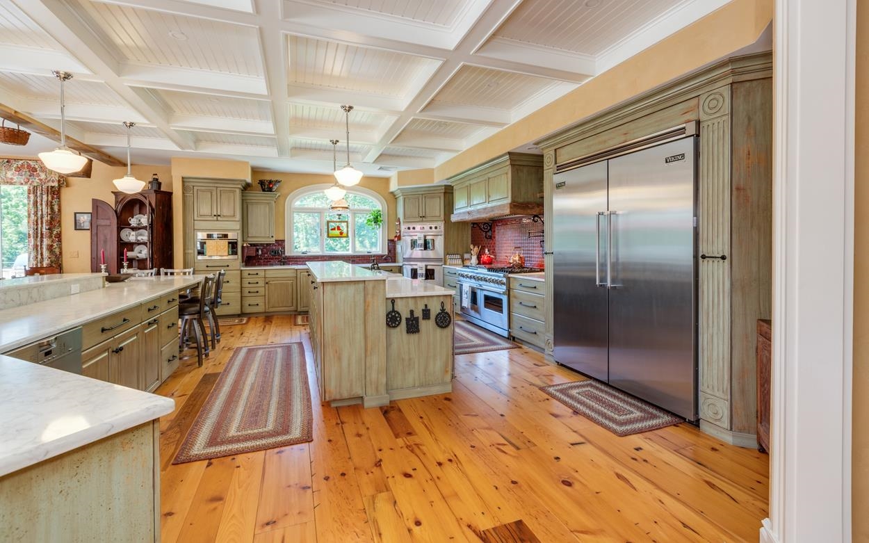 11 Sheffield Street Windham, NH 03087 - Photo 8 of 39