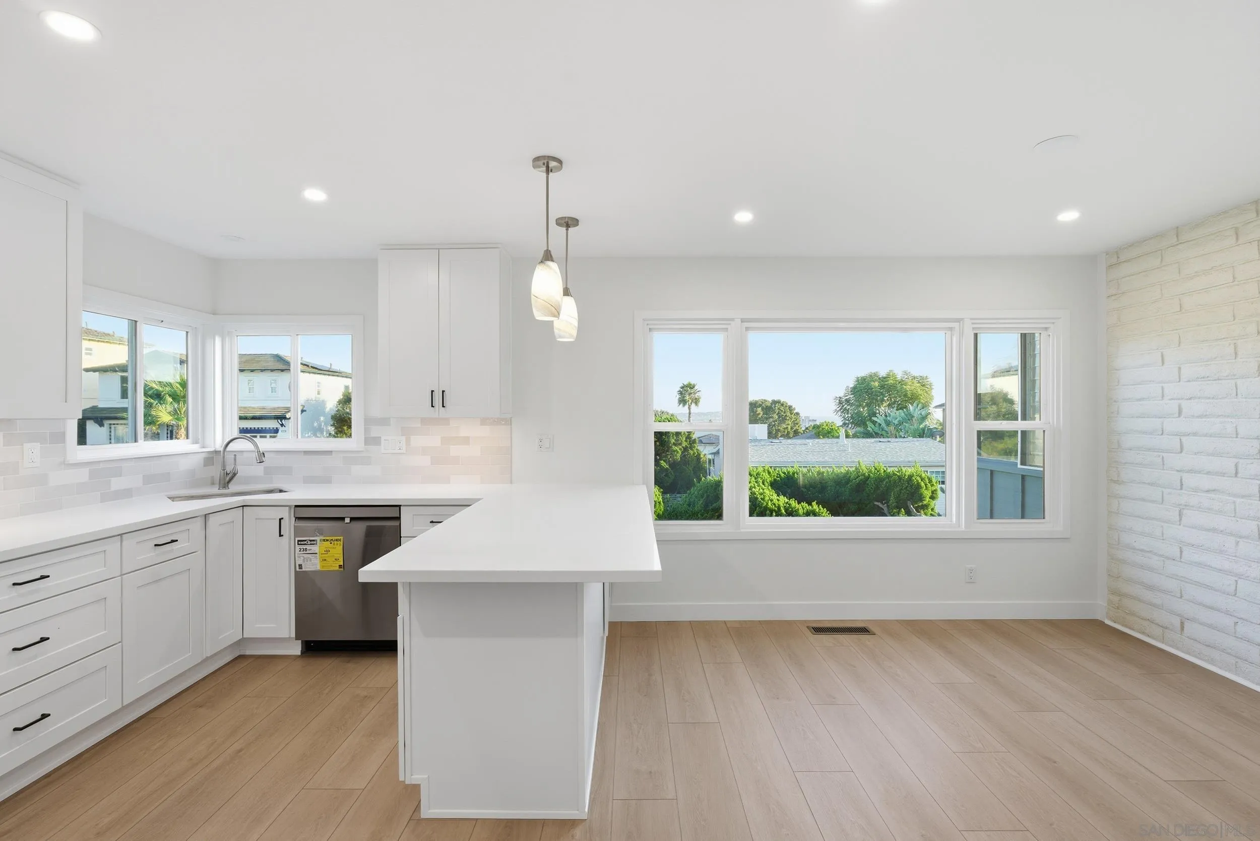 934 Candlelight Place La Jolla, CA 92037 - Photo 14 of 45