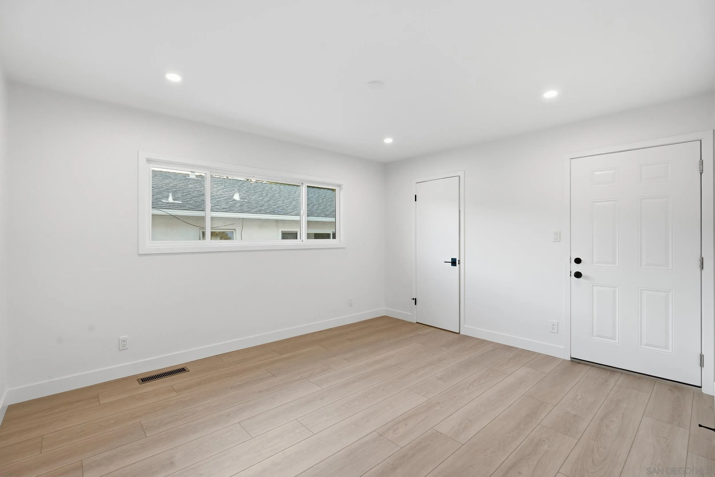 934 Candlelight Place La Jolla, CA 92037 - Photo 30 of 45