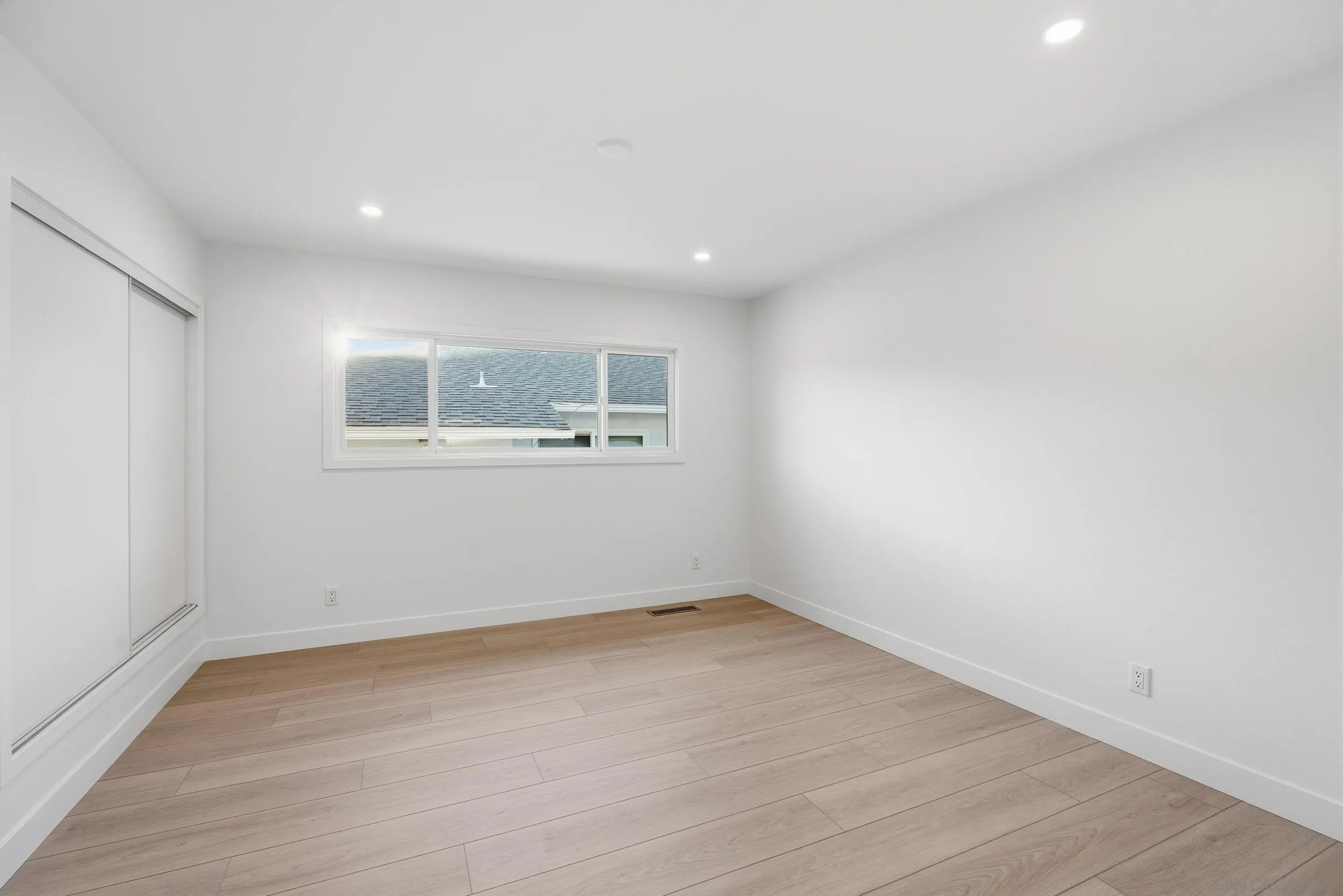 934 Candlelight Place La Jolla, CA 92037 - Photo 31 of 45