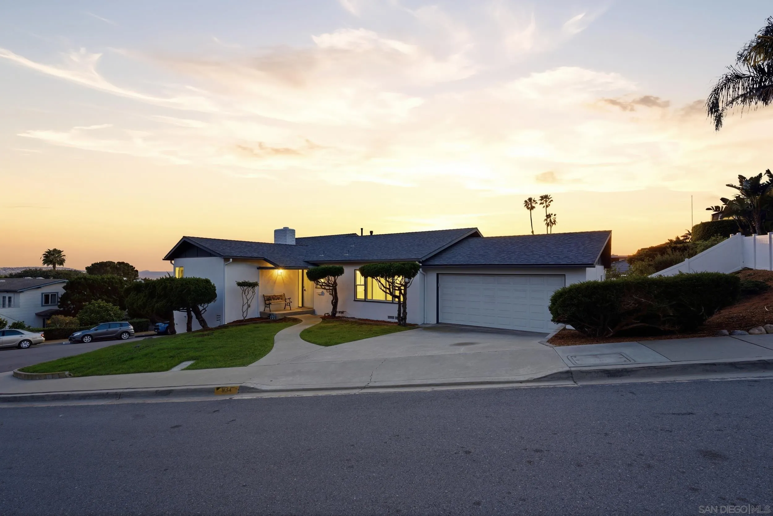 934 Candlelight Place La Jolla, CA 92037 - Photo 42 of 45