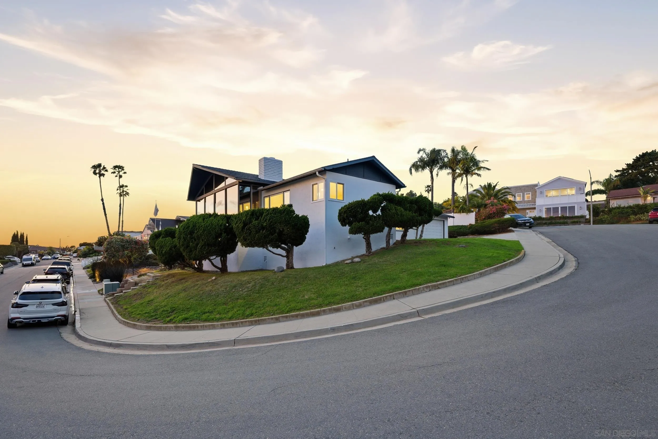 934 Candlelight Place La Jolla, CA 92037 - Photo 43 of 45