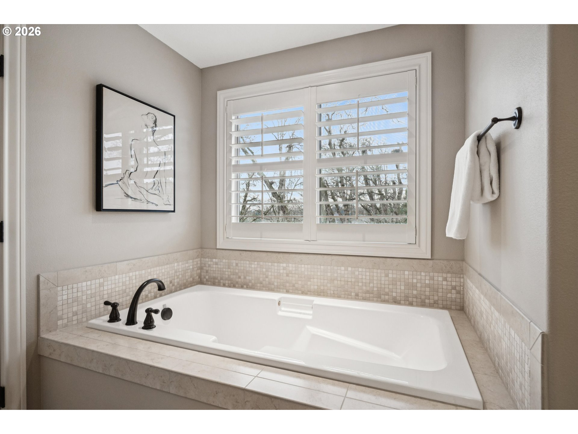 2724 Ridge Lane West Linn, OR 97068 - Photo 19 of 40 Primary Bedroom