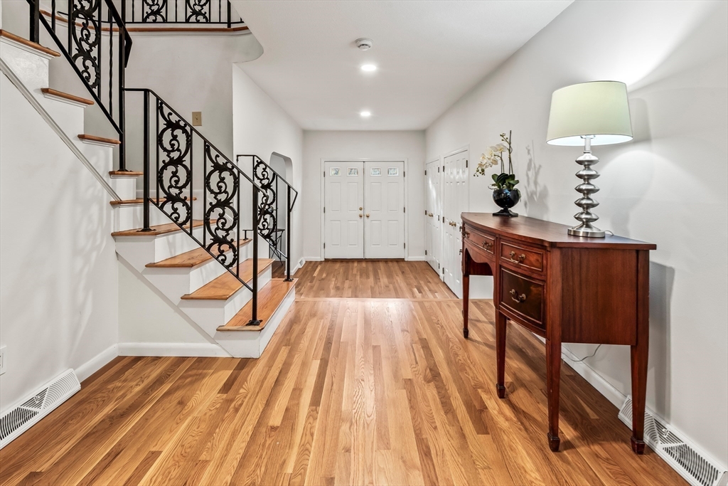 10 Foothill Road Framingham, MA 01702 - Photo 18 of 32 Gallery Image 18