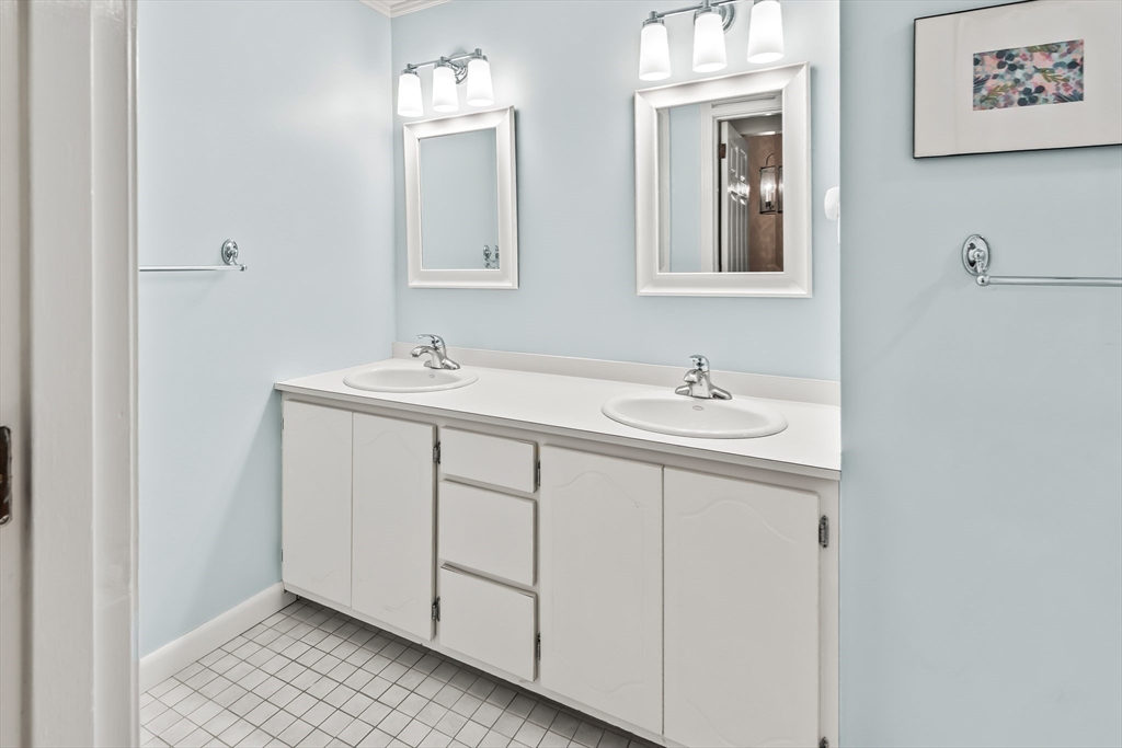 10 Foothill Road Framingham, MA 01702 - Photo 28 of 32 Gallery Image 28