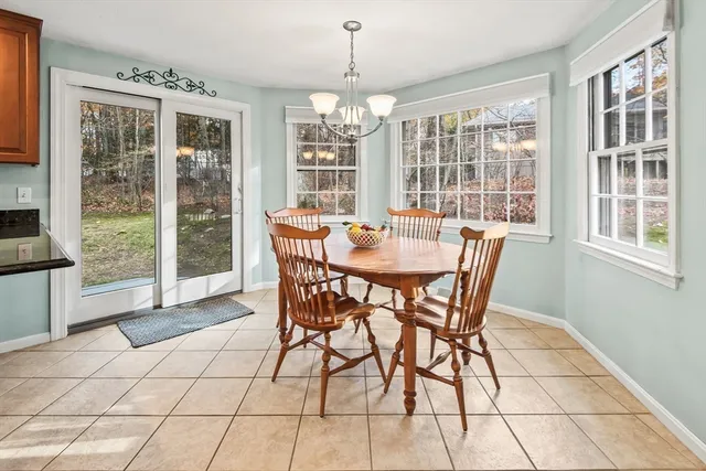 $950,000 | 10 Foothill Road, Framingham, MA 01702