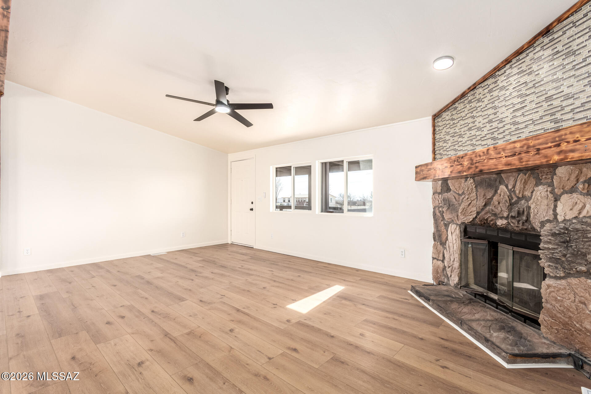 1250 West Packing Plant Road Willcox, AZ 85643 - Photo 8 of 28
