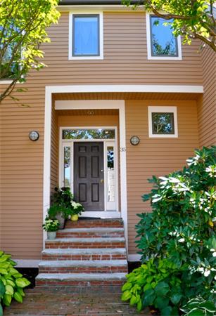 35 Gerald Road Marblehead, MA 01945 - Photo 3 of 11
