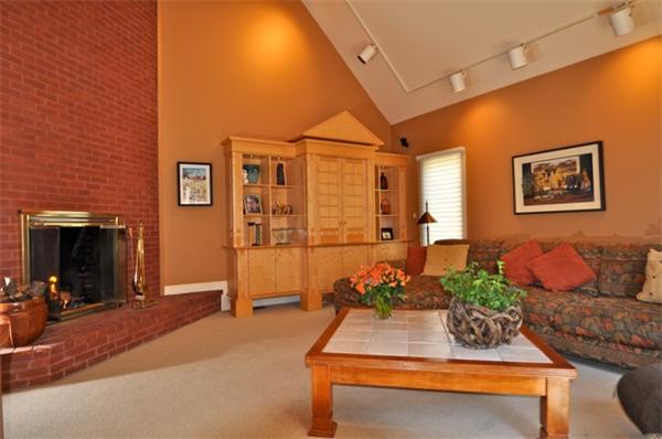 35 Gerald Road Marblehead, MA 01945 - Photo 4 of 11