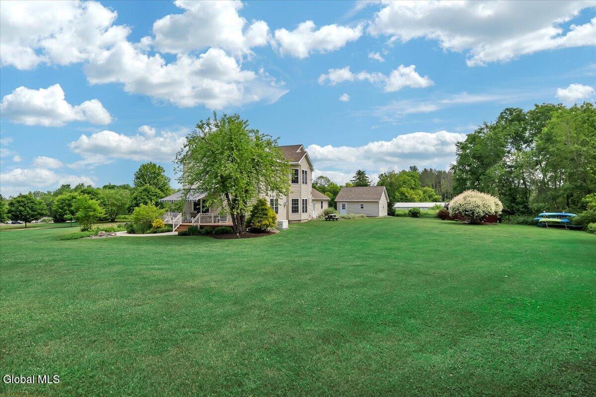 672 Lakeview Road Broadalbin, NY 12025 - Photo 10 of 87 70-672 Lakeview Rd-71