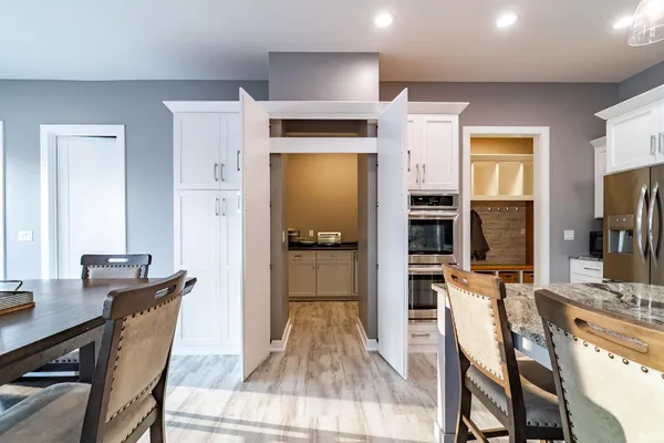 $1,250,000 | 120 Lane 270A Hamilton Lake, Hamilton, IN 46742