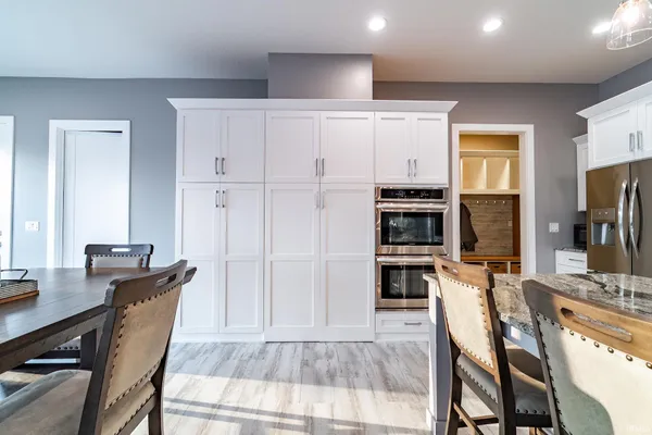 $1,250,000 | 120 Lane 270A Hamilton Lake, Hamilton, IN 46742