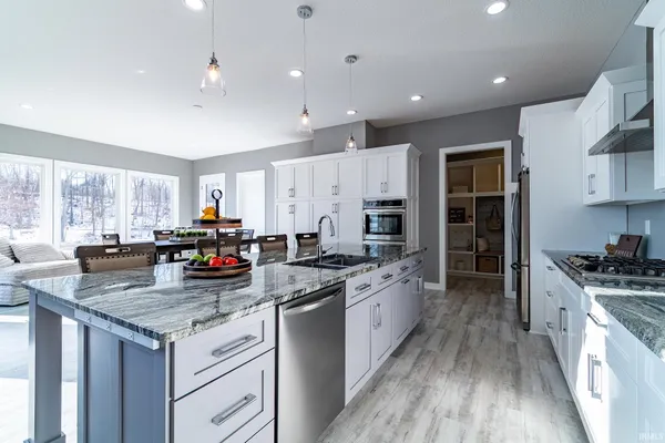 $1,250,000 | 120 Lane 270A Hamilton Lake, Hamilton, IN 46742