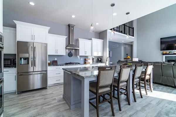 $1,250,000 | 120 Lane 270A Hamilton Lake, Hamilton, IN 46742