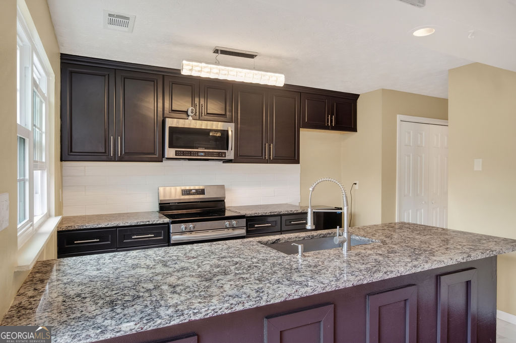 5536 Clover Rise Lane Norcross, GA 30093 - Photo 9 of 31