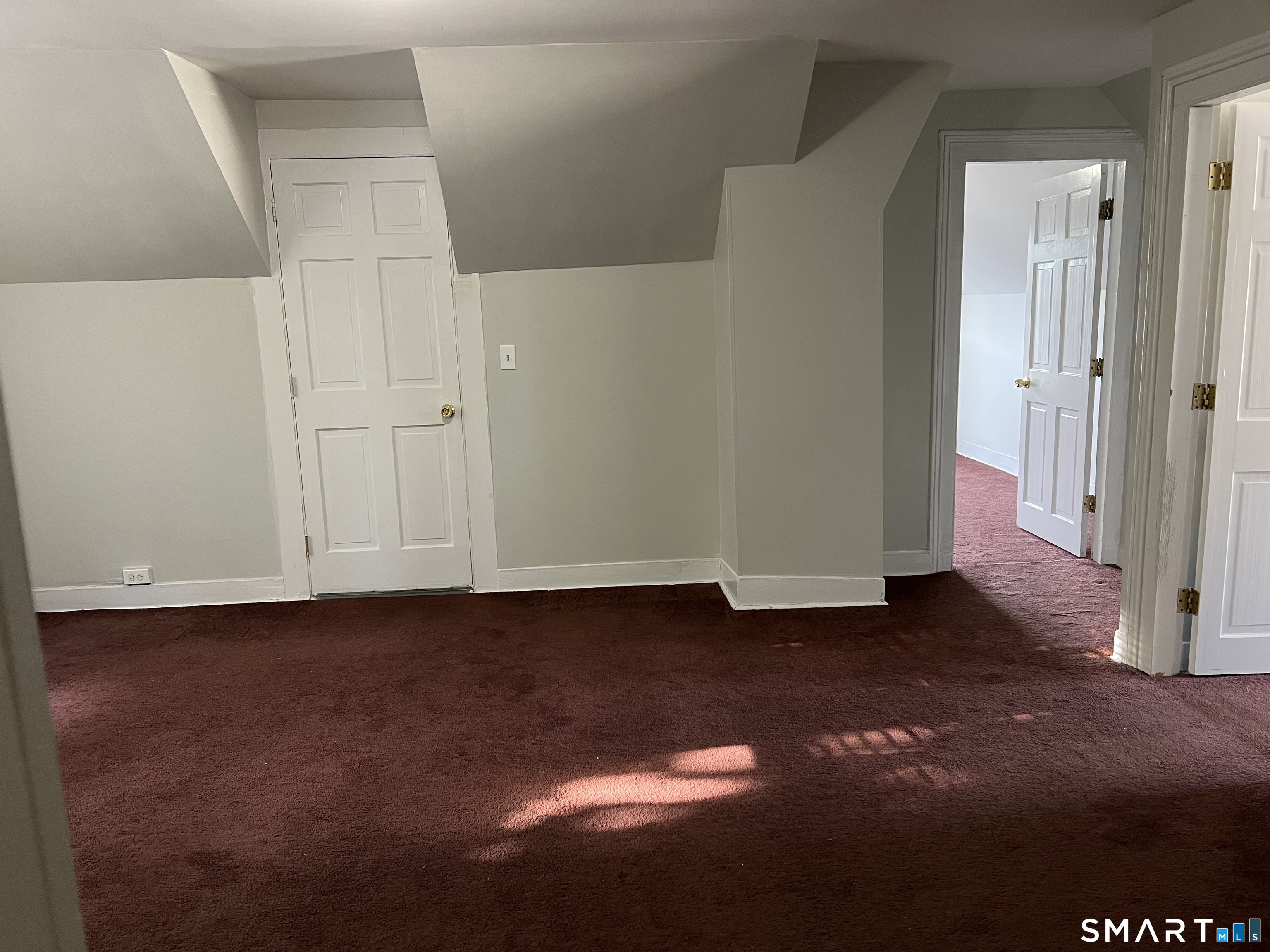 95 Sunnyside Avenue Waterbury, CT 06708 - Photo 19 of 27 3rd floor
