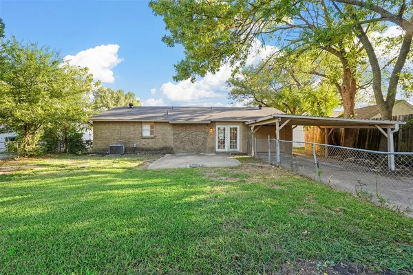 $1,875 | 805 North Shore Drive, Garland, TX 75040