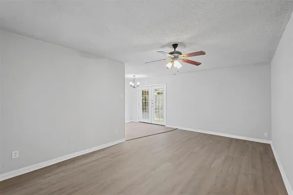 $1,875 | 805 North Shore Drive, Garland, TX 75040