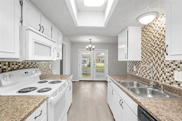 $1,875 | 805 North Shore Drive, Garland, TX 75040